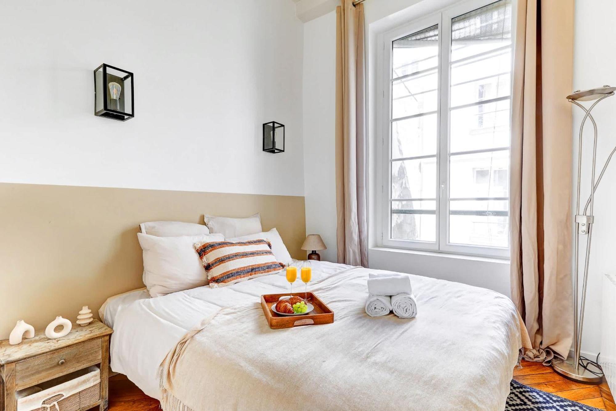 Apartment Charming 1br By Palais Royal & Louvre Paris